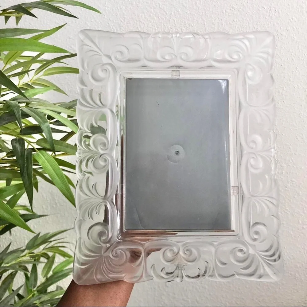 Fifth Avenue Crystal Handcrafted 5” x 7” Photo Picture Frame Clear Transparent